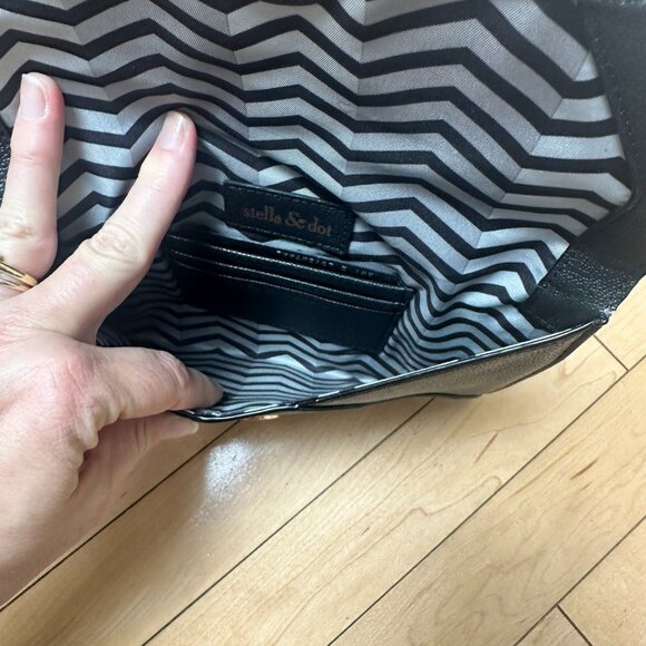 Stella & Dot Black Pebbled Leather Envelope Clutch w Rose Gold Accents Wallet - Picture 7 of 9